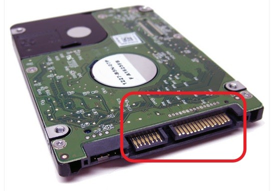 Interfata SATA in hard disk de 2.5 inch